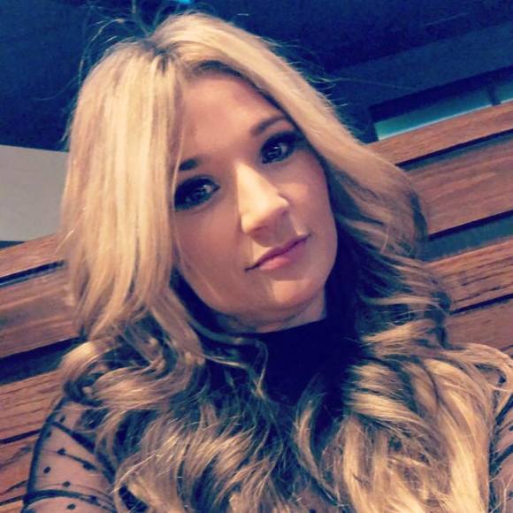 Meet your Posher, Shelly - Picture 1 of 1